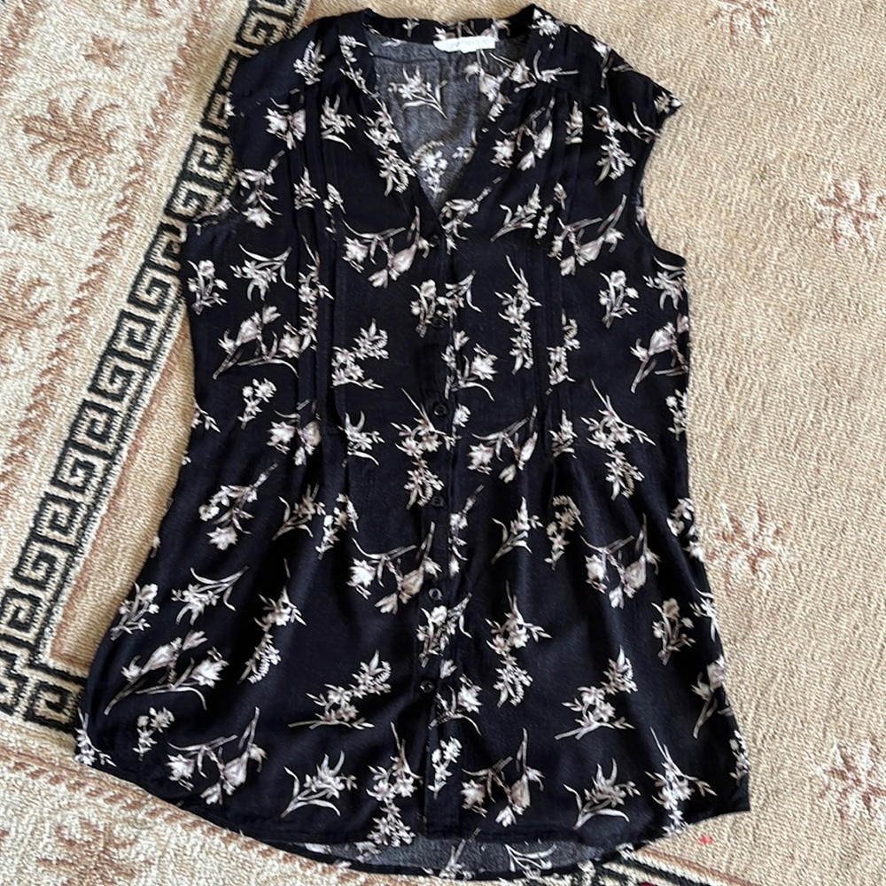 Sleeveless button down tunic